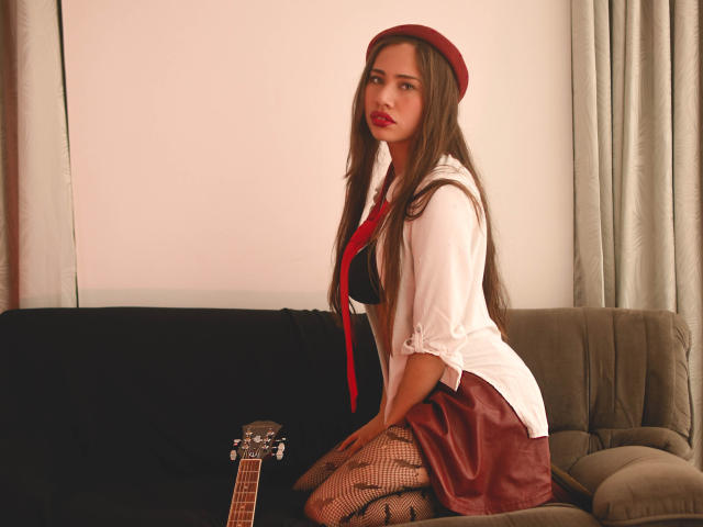 LillyJones - Live sex cam - 21237602