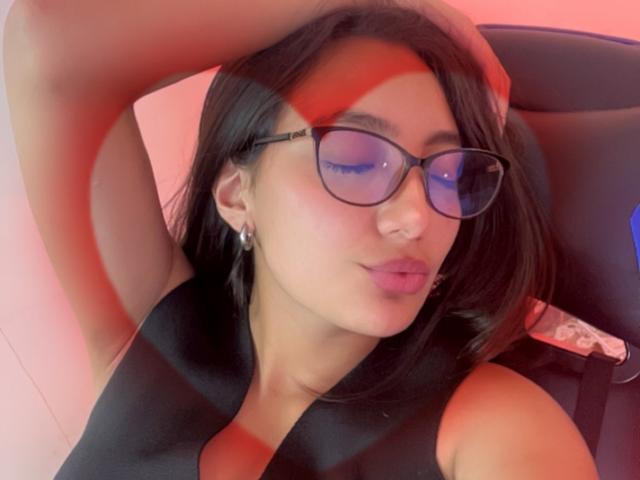 DianaFernandezz - Live porn &amp; sex cam - 21238842