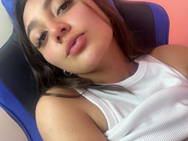 DianaFernandezz - Live porn &amp; sex cam - 21238930