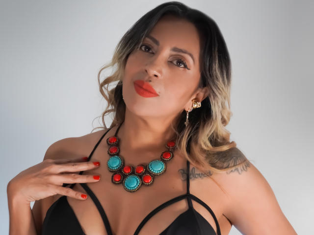 SelenaRicci - Live sex cam - 21241358