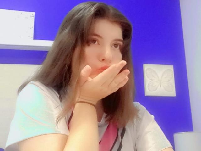 BrianaWalton - Live porno og sexkamera - 21245102