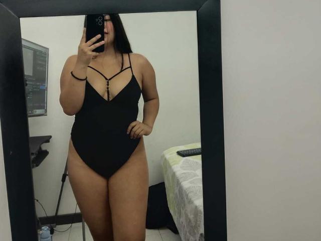 AliciaGoomez - Live porn &amp; sex cam - 21246574