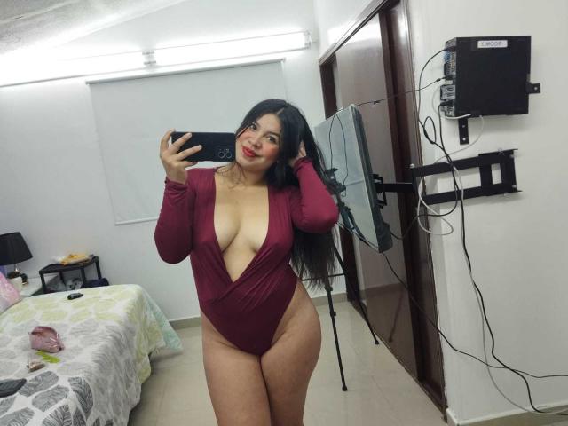 AliciaGoomez - Live porn &amp; sex cam - 21246810