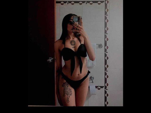 SalomeMille - Live Sex Cam - 21247002