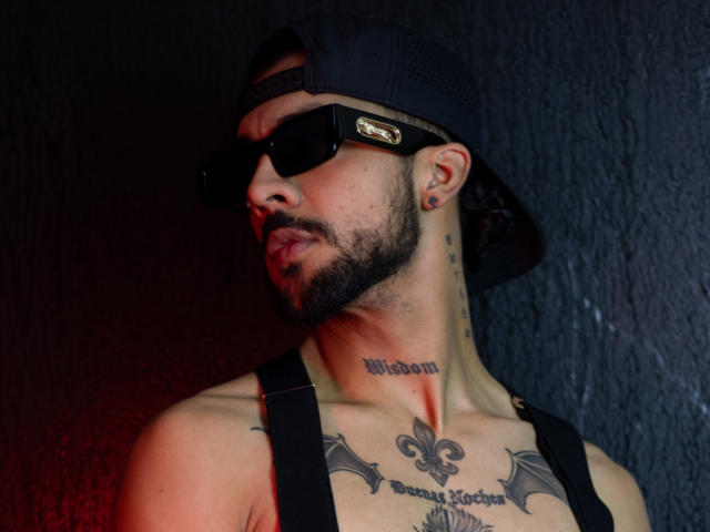 BombBoy - Live porn &amp; sex cam - 21247598