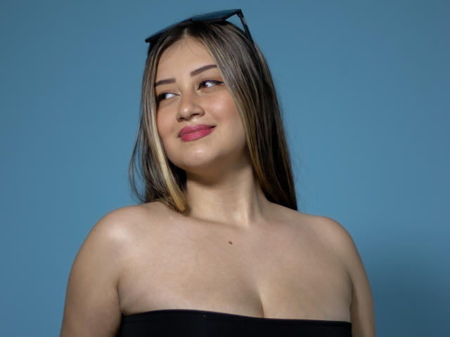 SaraFlora - Live porn &amp; sex cam - 21248698