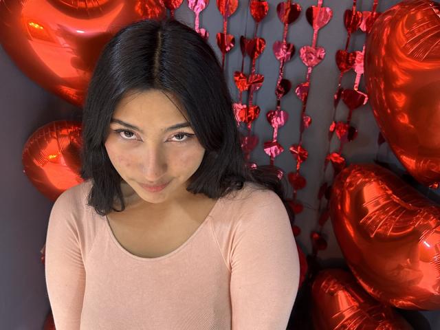 AbrilCollemanX - сексуальная веб-камера в реальном времени - 21249862