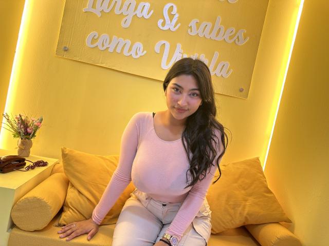 AbrilCollemanX - Live porn &amp; sex cam - 21249866