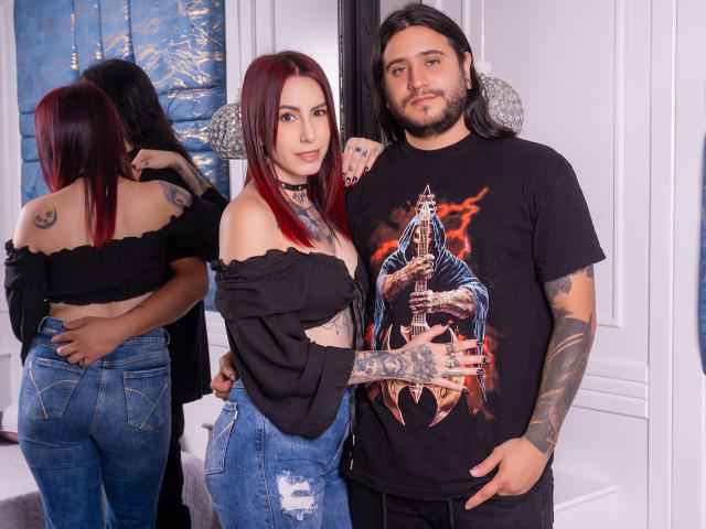 EmmaAndJhon - Live porn &amp; sex cam - 21250730