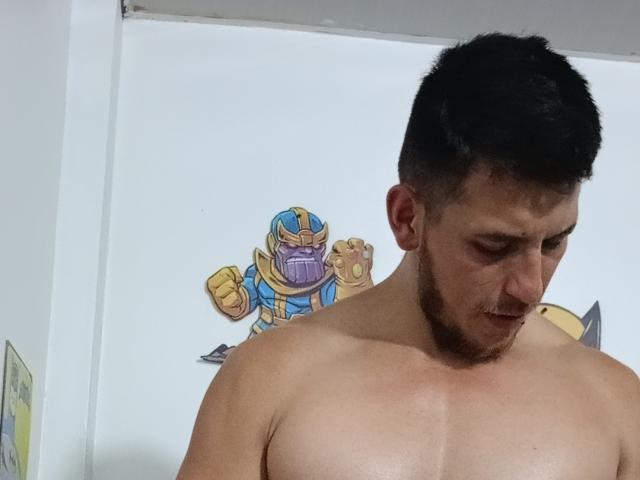 MrMiiller - Live porn &amp; sex cam - 21253414