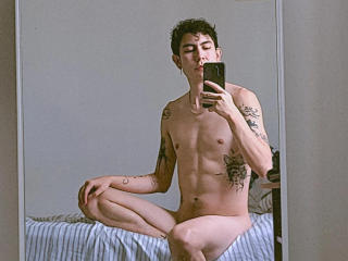 BlakeTyler - Live porn &amp; sex cam - 21257166