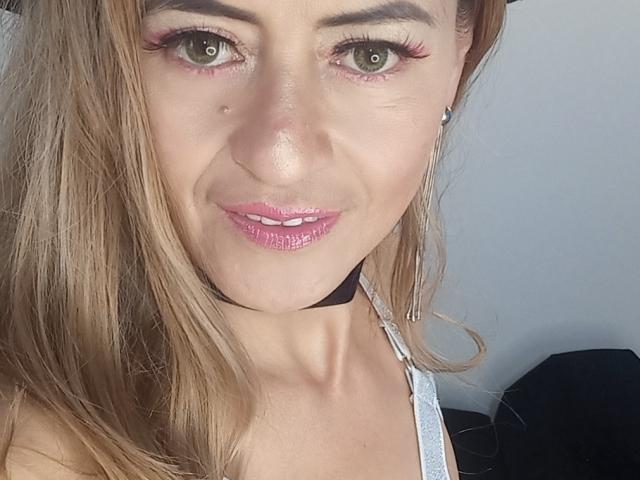 Maghenta - Live porn &amp; sex cam - 21257194