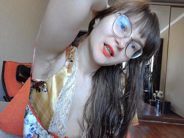 KiraGoldens - Live porno og sexkamera - 21260338