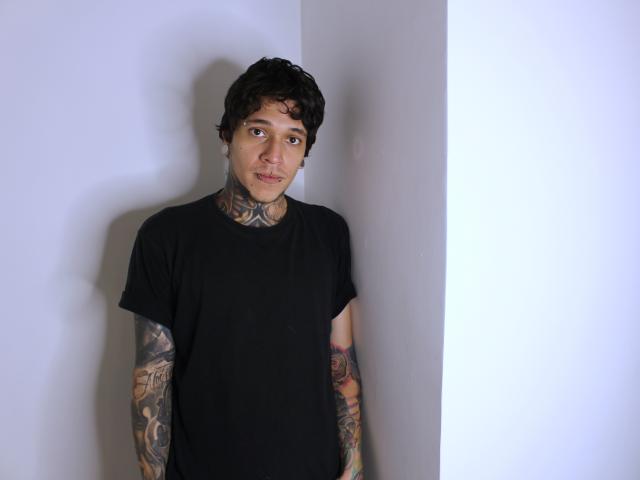 MadInkman - Élő pornó és szexkamera - 21263078