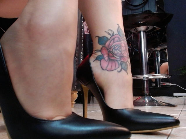 FiorellaStrong - Live sex cam - 21264658