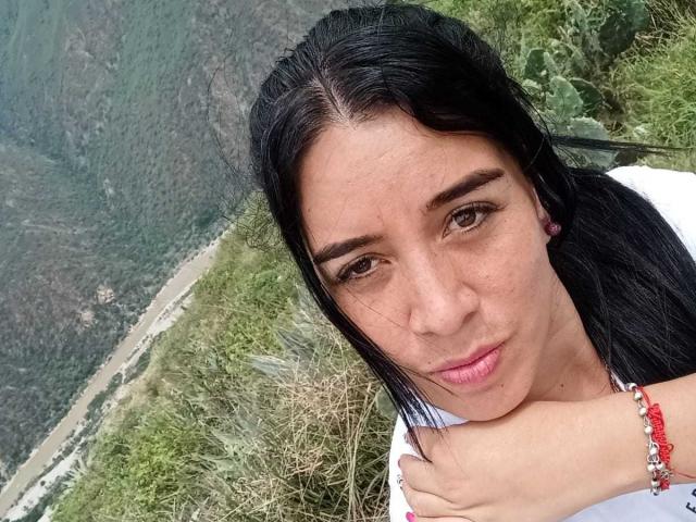 AnnaNichols - Live porn &amp; sex cam - 21267438