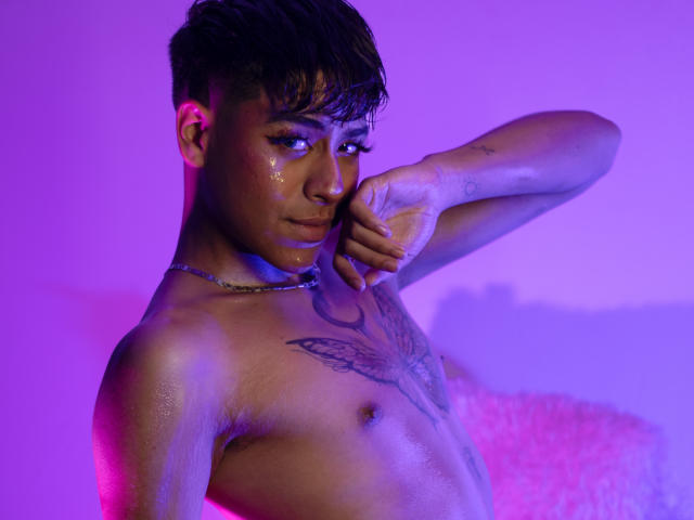 TheKingAzahel - Live porn &amp; sex cam - 21268122