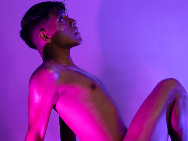 TheKingAzahel - Live porn &amp; sex cam - 21269062