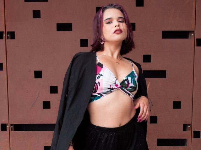 NalinaSmith - Live porn &amp; sex cam - 21270658