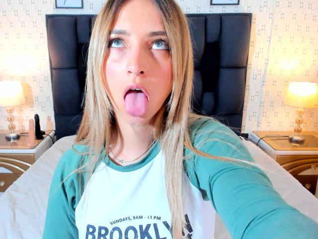 AnastasiaVolkov - Live porn &amp; sex cam - 21273306