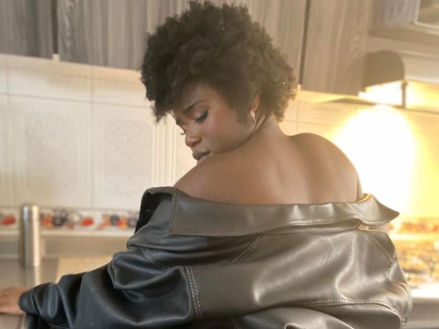 NailahMoreau - Live porn &amp; sex cam - 21276162