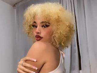 RadiantRoxys - Live porn &amp; sex cam - 21279462