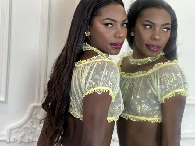 ElaDaniels - Live porn &amp; sex cam - 21279722