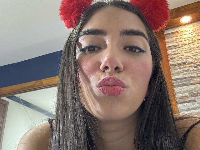 SharonKlart - Porno na żywo i seks kamera - 21280370