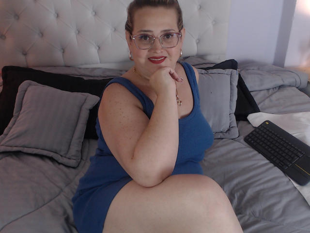 MartinaCaycedo - Live porn &amp; sex cam - 21280434