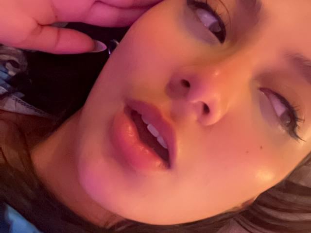 DianaFernandezz - Live porn &amp; sex cam - 21281394