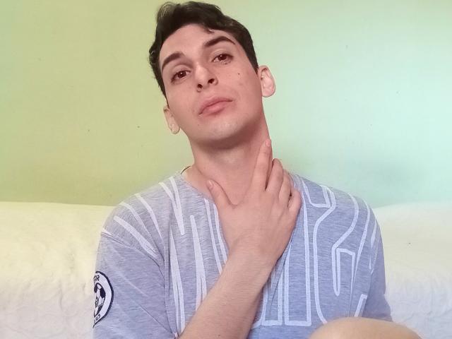 Alexxii - Porno na żywo i seks kamera - 21282130