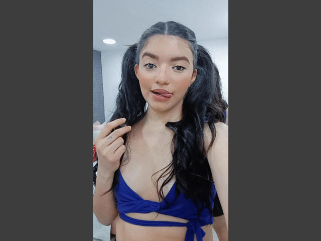 MiahSantos - Live porn &amp; sex cam - 21283326