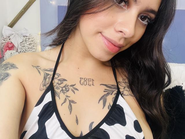 ChanelDeRosee - Porno na żywo i seks kamera - 21284518