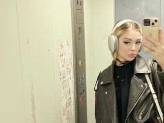 YesYesNeverNo - Live porn &amp; sex cam - 21284886