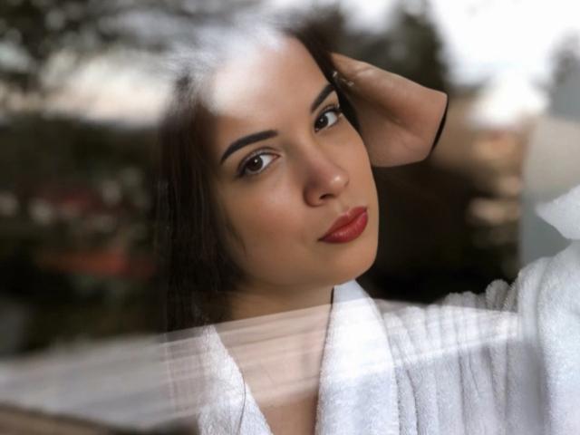 MiaCharize - Live porn &amp; sex cam - 21291166