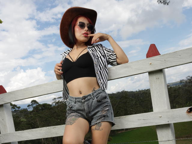 MartinaPalmer - Live porn &amp; sex cam - 21291770