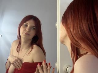 EmilieRed - Live porn &amp; sex cam - 21292858