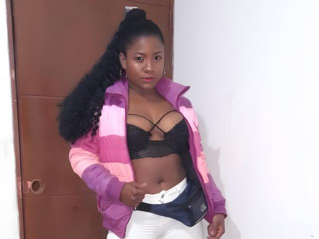 PattyGuerra - сексуальная веб-камера в реальном времени - 21293262