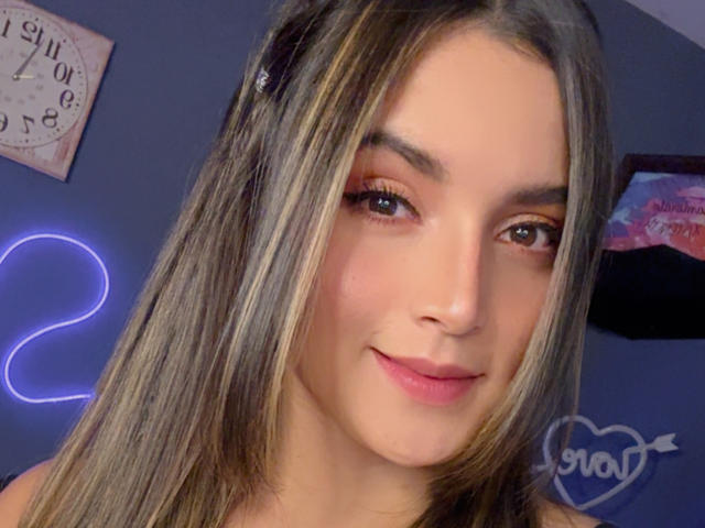 VeronicaFire - сексуальная веб-камера в реальном времени - 21296102