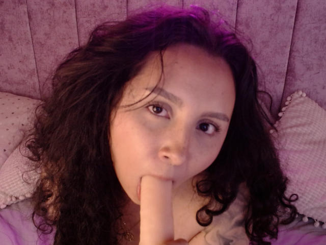 ZoeeHotX - Live porn &amp; sex cam - 21297370