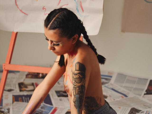 EvieGothel - Camera khiêu dâm &amp; quyến rũ trực tiếp - 21300126