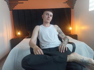 JoelStroks - Live porn &amp; sex cam - 21301362