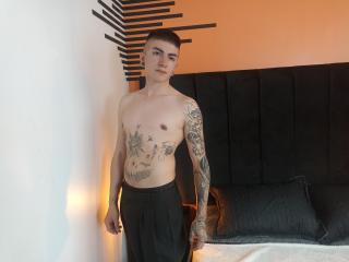 JoelStroks - Live porn &amp; sex cam - 21301378
