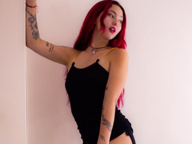 MeganWolf - Live porn &amp; sex cam - 21302914