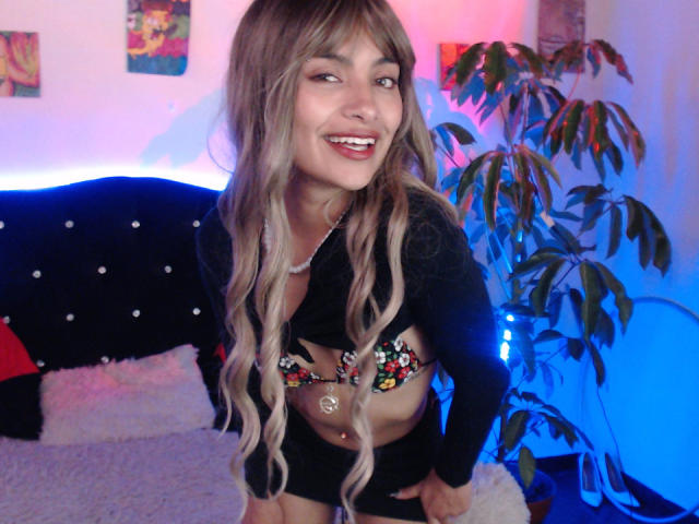 BellaBonnet - Live porn &amp; sex cam - 21309274