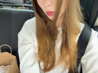 AdelinCiky - Live porn &amp; sex cam - 21310350