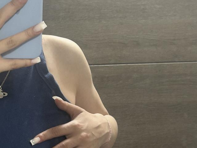 AdelinCiky - Sexe cam en vivo - 21310362