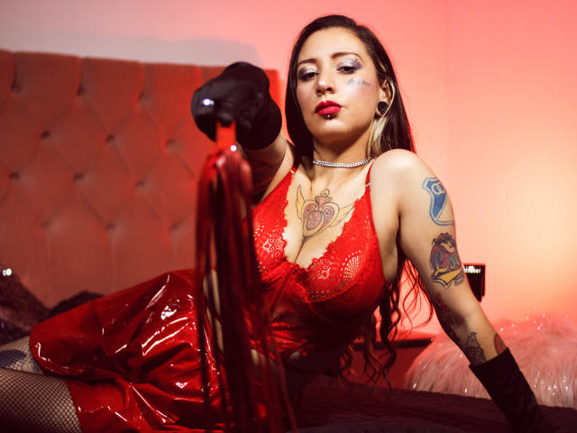 LusstCruella - Live porn &amp; sex cam - 21315574