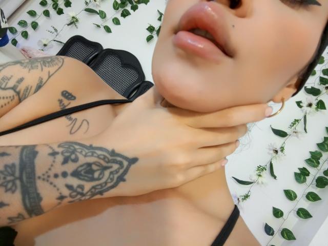 AnnaKhalo - Live porn &amp; sex cam - 21315806