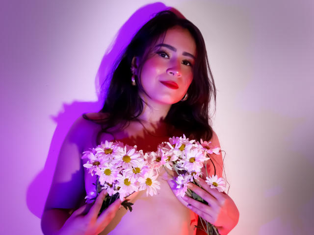 AlissFlores - Live porn &amp; sex cam - 21322386